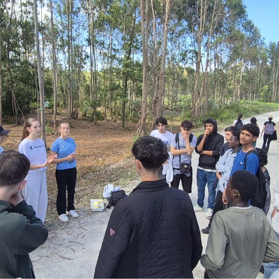 ETPC Alia Natureza e Tradição em Caminhada Pedagógica na Lagoa dos Teixoeiros