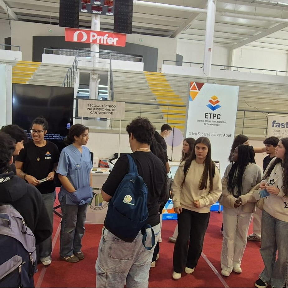 ETPC Promove Ensino Profissional no II Fórum VIP em Vagos