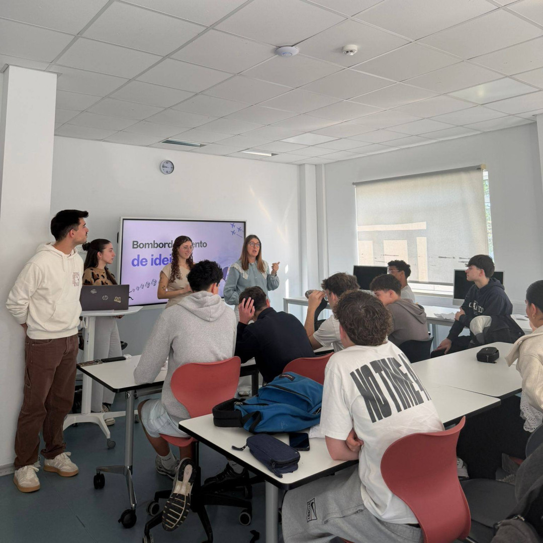 ETPC Promove Saúde Mental e Bem-Estar em Sessões para o 10.º Ano